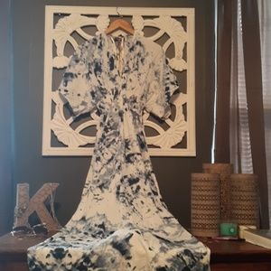 NWOT Super cute flowy maxi dress